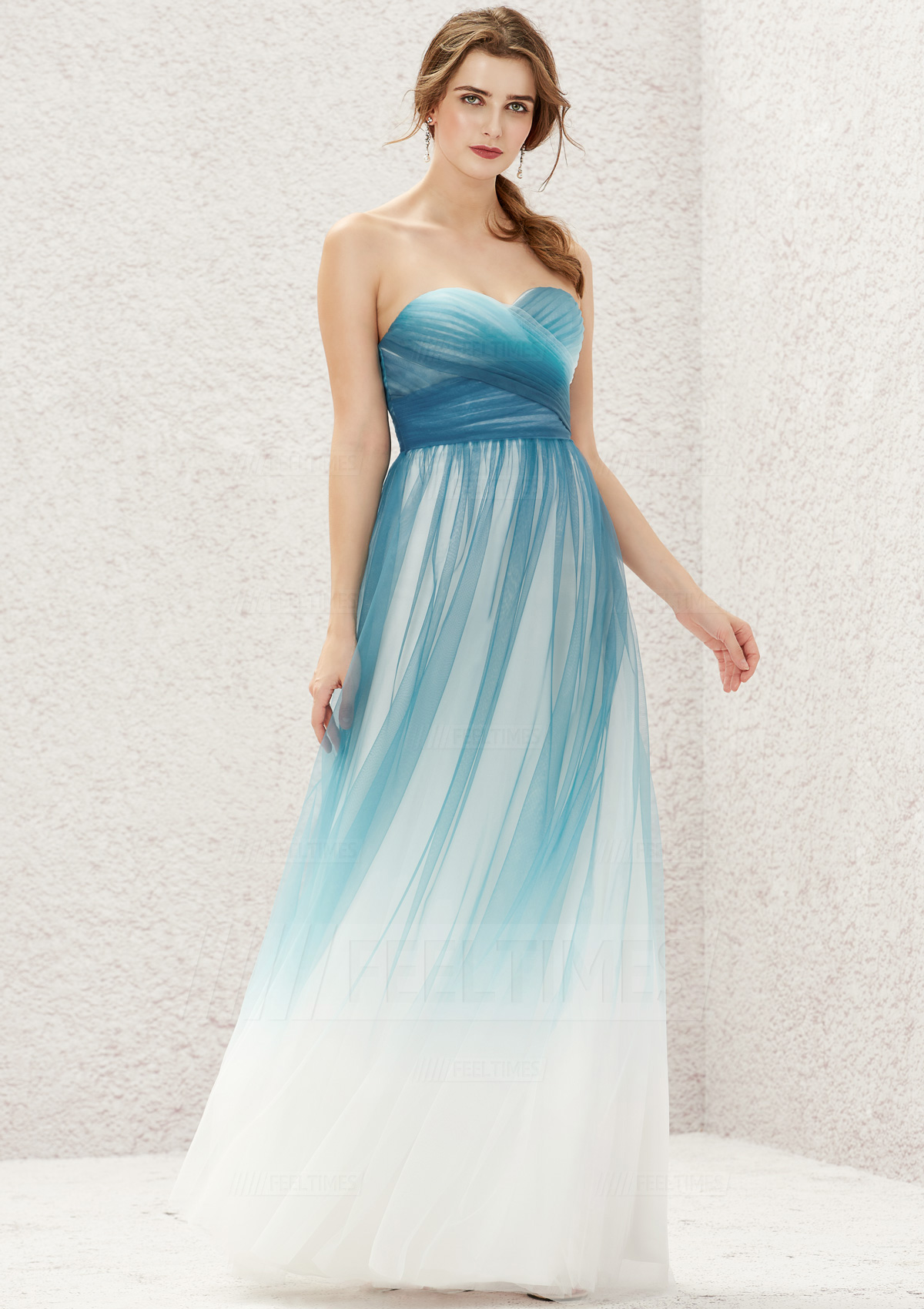 A-line/Princess Sleeveless Long/Floor-Length Tulle Bridesmaid Dress With Pleated
