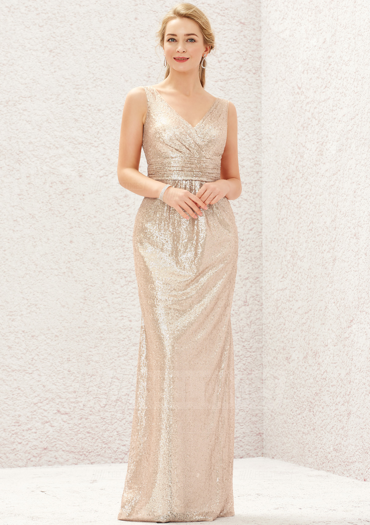 Sheath/Column Sleeveless Long/Floor-Length Sequined Bridesmaid Dress With Pleated
