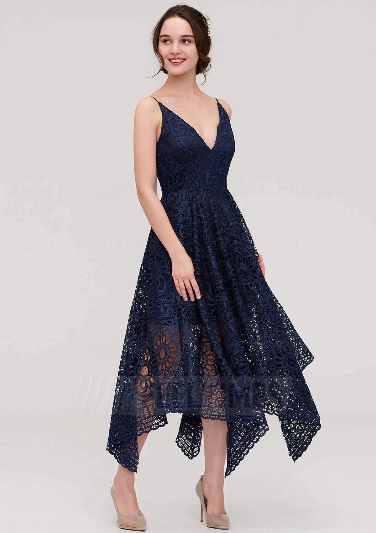 A-Line/Princess V Neck Sleeveless Tea-Length Lace Bridesmaid Dress
